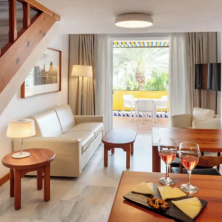 Aparthotel Parque Santiago Iii Official