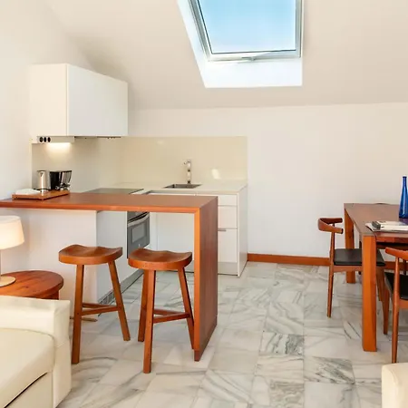 Parque Santiago Iii Official Apart Otel 3*