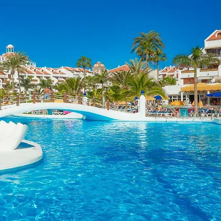 Parque Santiago Iii Official 3*