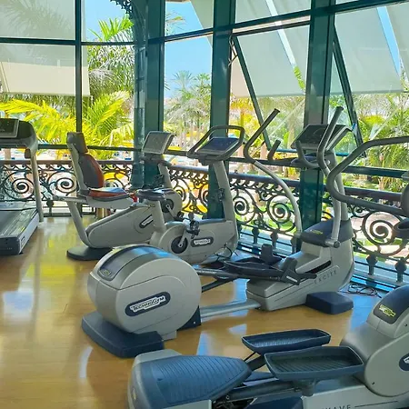 Parque Santiago Iii Official 플라야데라스아메리카스