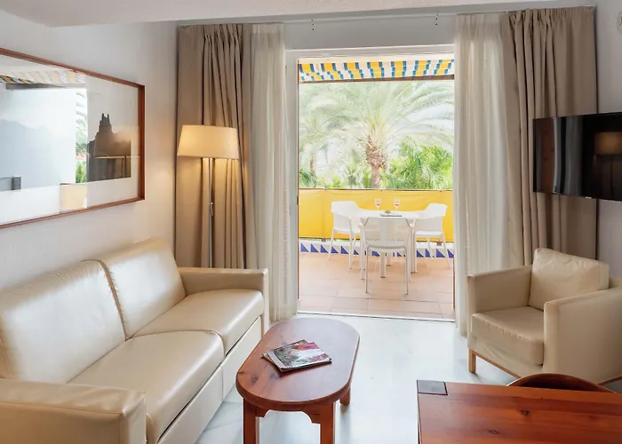 Apartahotel Parque Santiago Iii