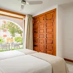 Parque Santiago Iii Official Aparthotel