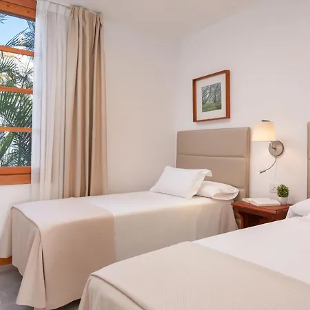 Parque Santiago Iii Official شقة فندقية 3*