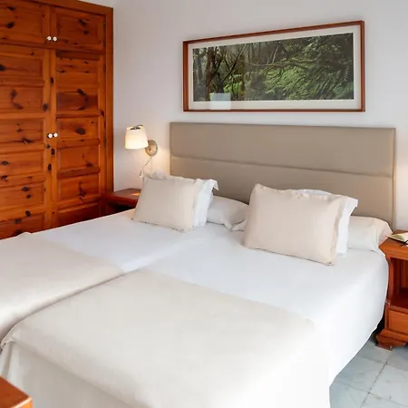 アパートホテル Parque Santiago Iii Official 3*