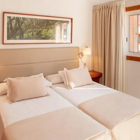 アパートホテル Parque Santiago Iii Official 3*