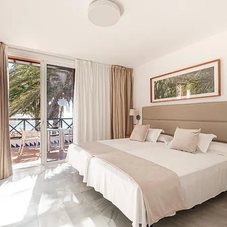 アパートホテル Parque Santiago Iii Official 3*