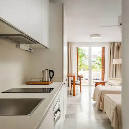 מלון דירות Parque Santiago Iii Official 3*